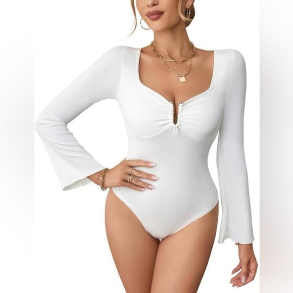 Blooming Jelly Womens Ribbed Bodysuit Long Sleeve Square
Size large - Picture 1 of 8